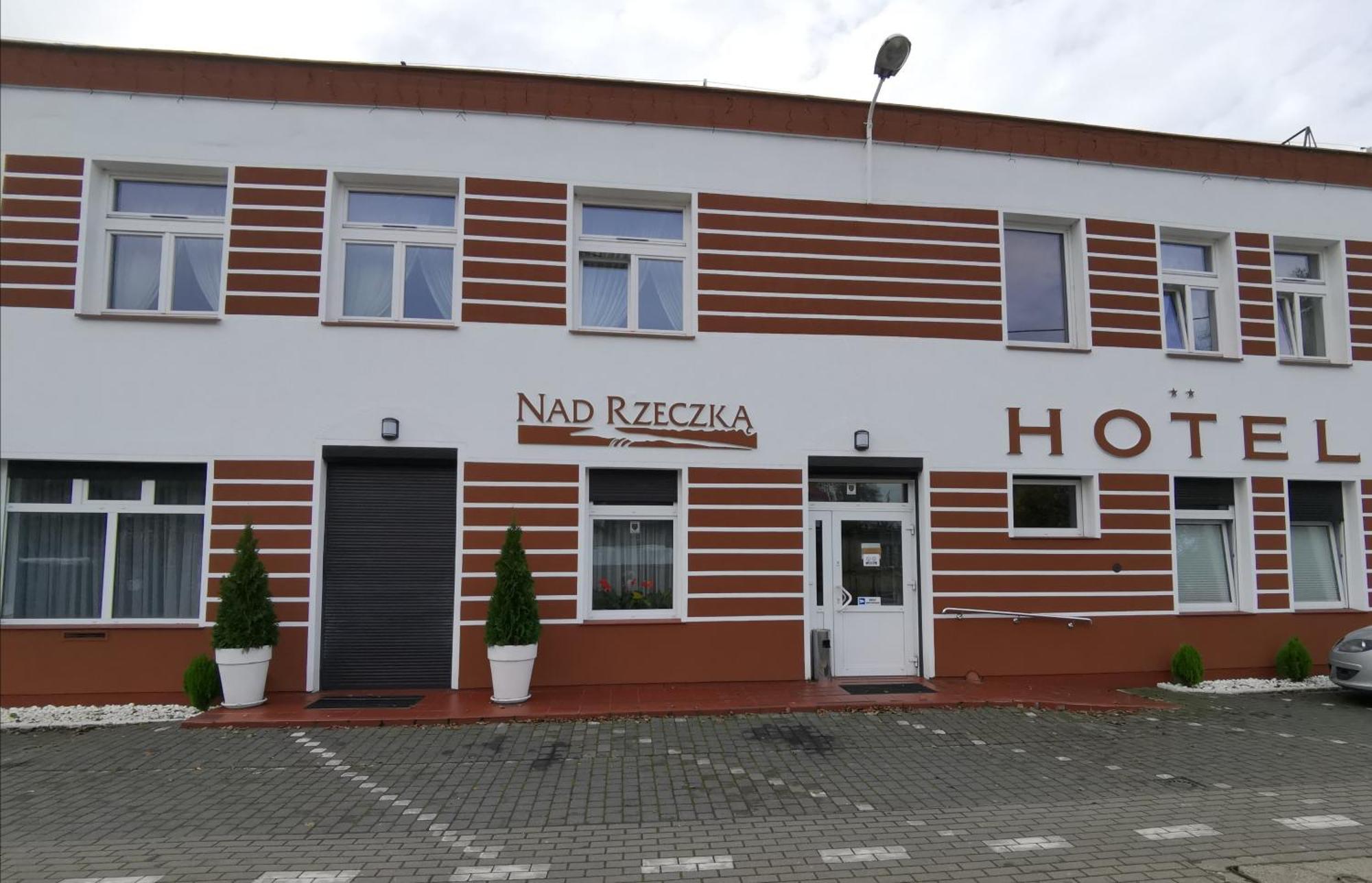 Hotel Nad Rzeczka Torun Exterior photo